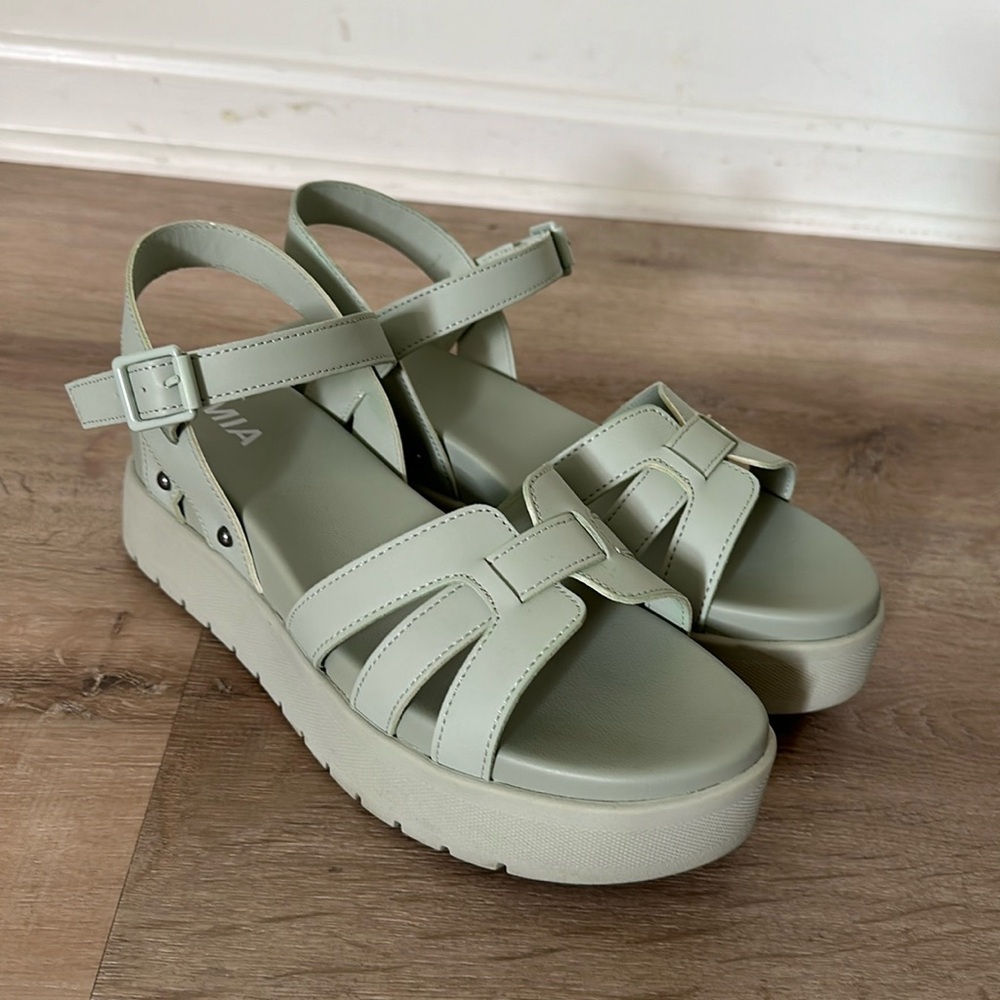 MIA Platform Sandal